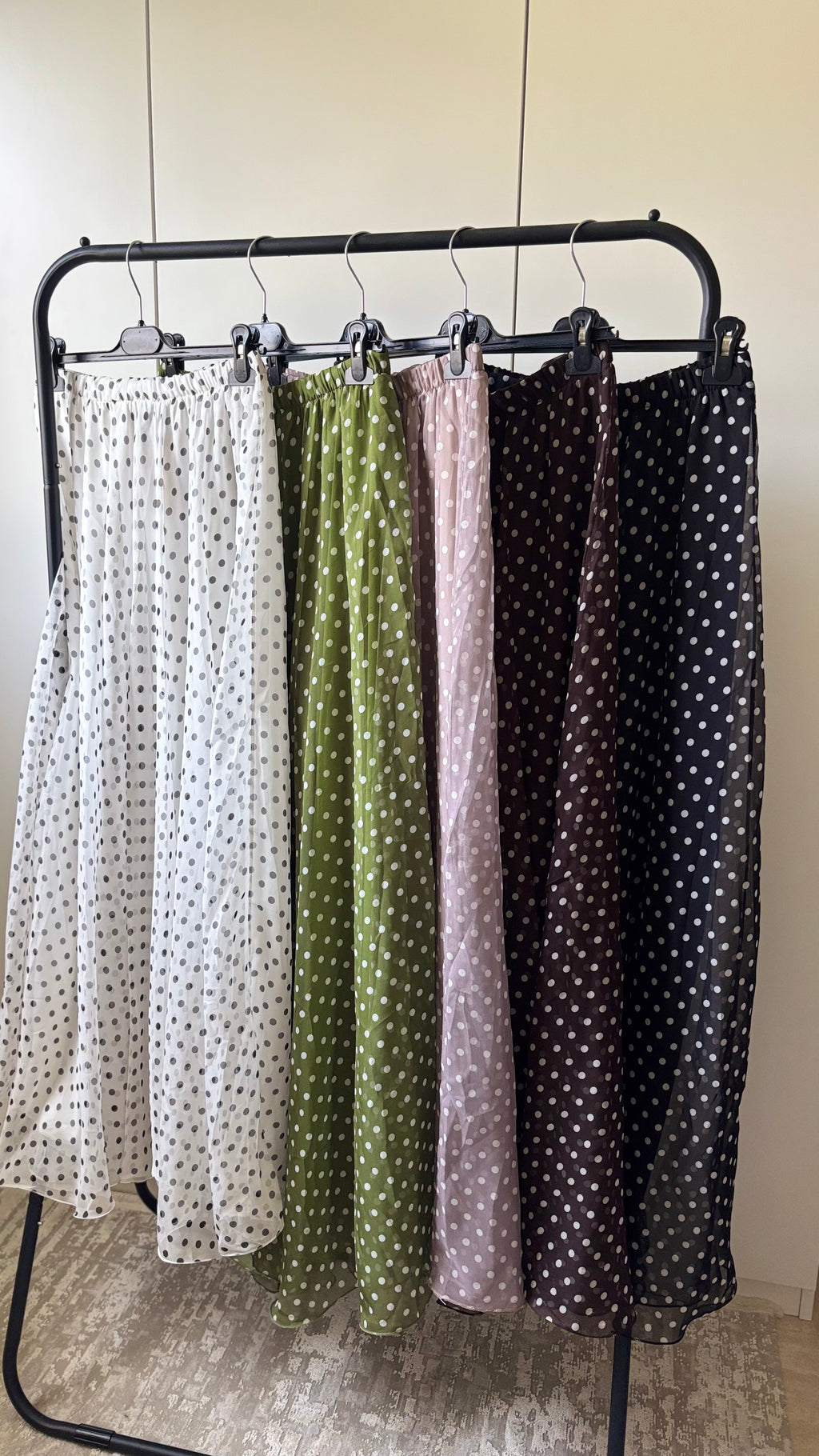 Jupe à petit pois