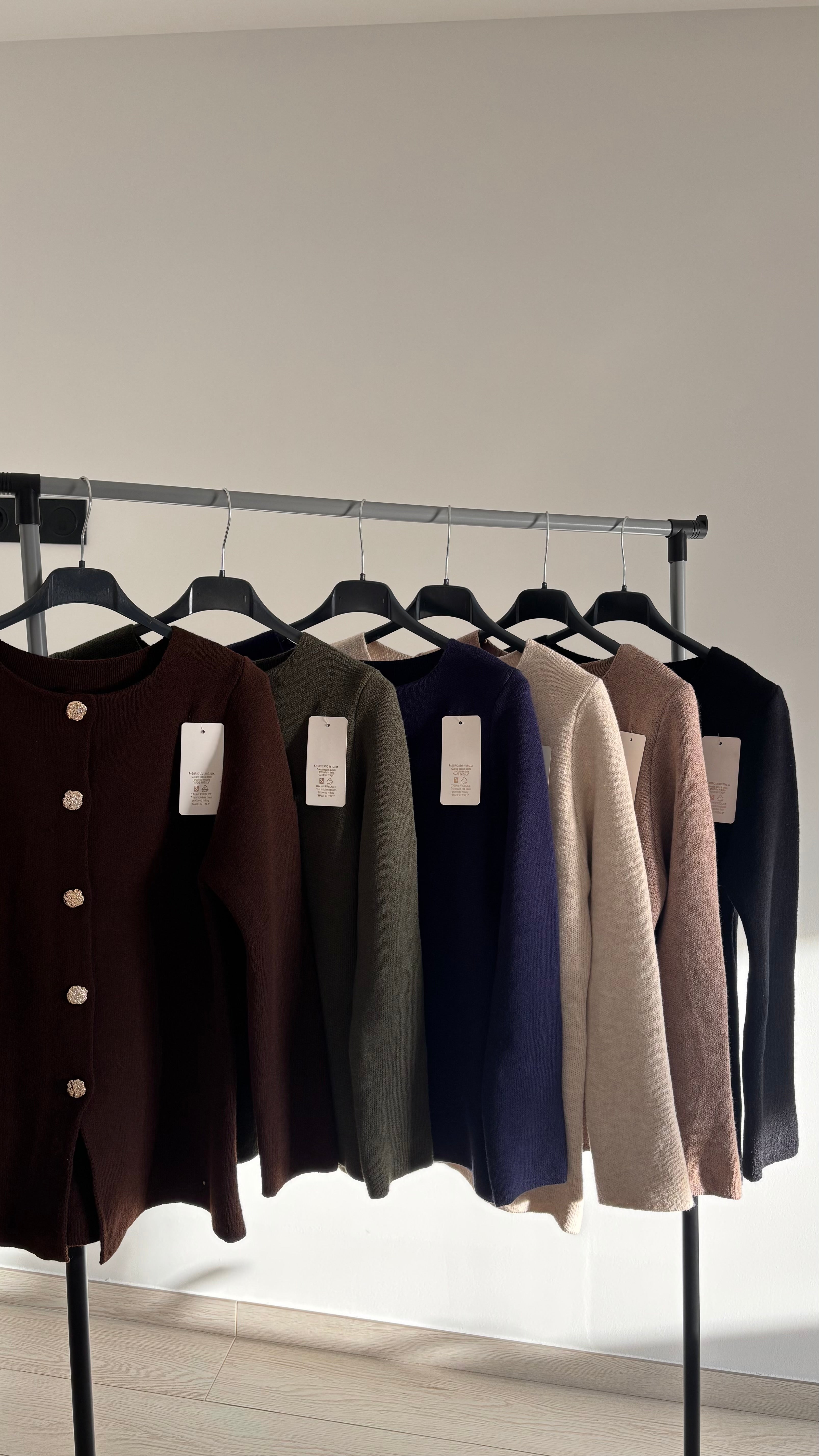 Gilet à boutons dorés